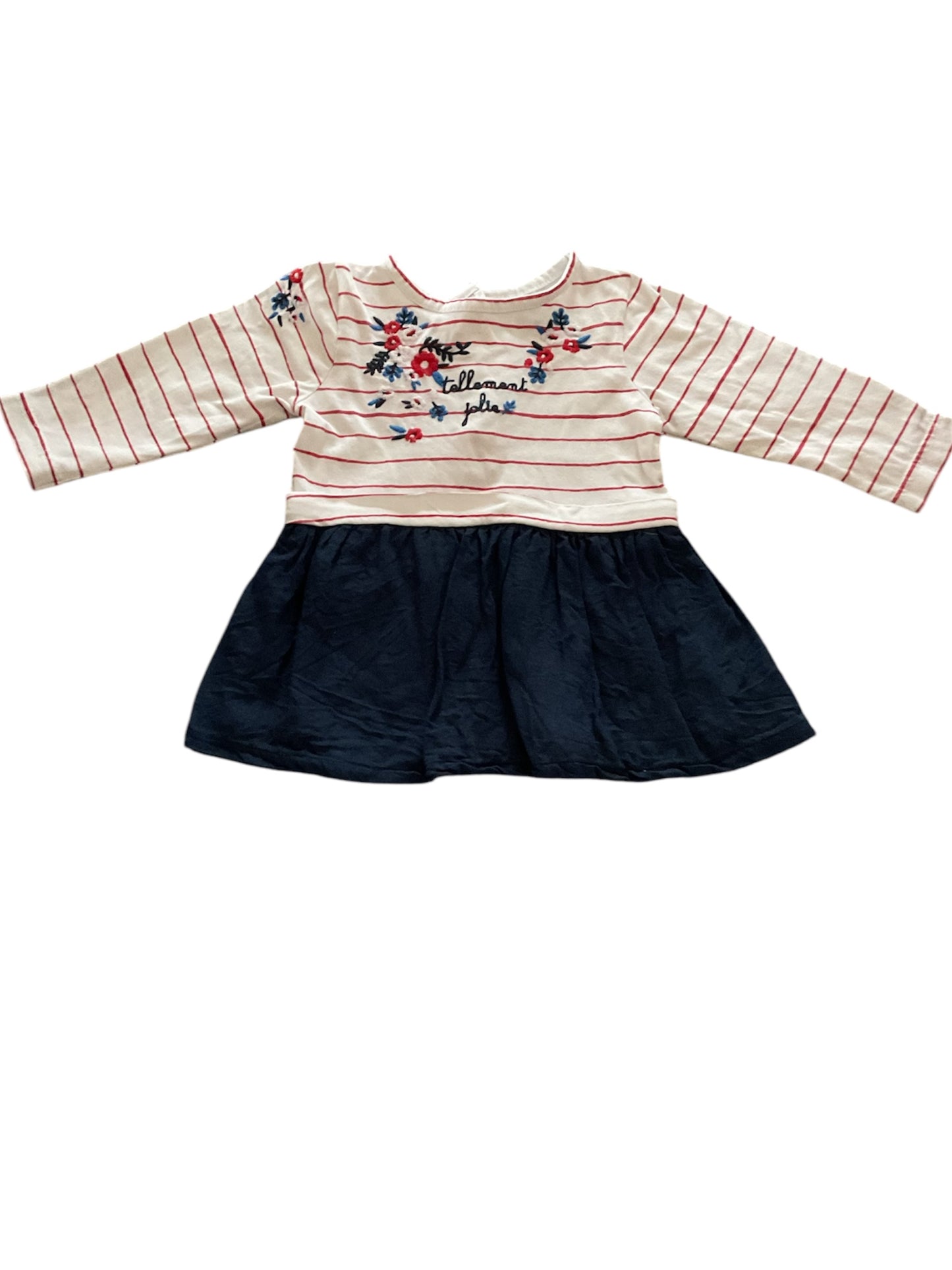 Robes manches longues. Mi-saison. 3 mois.