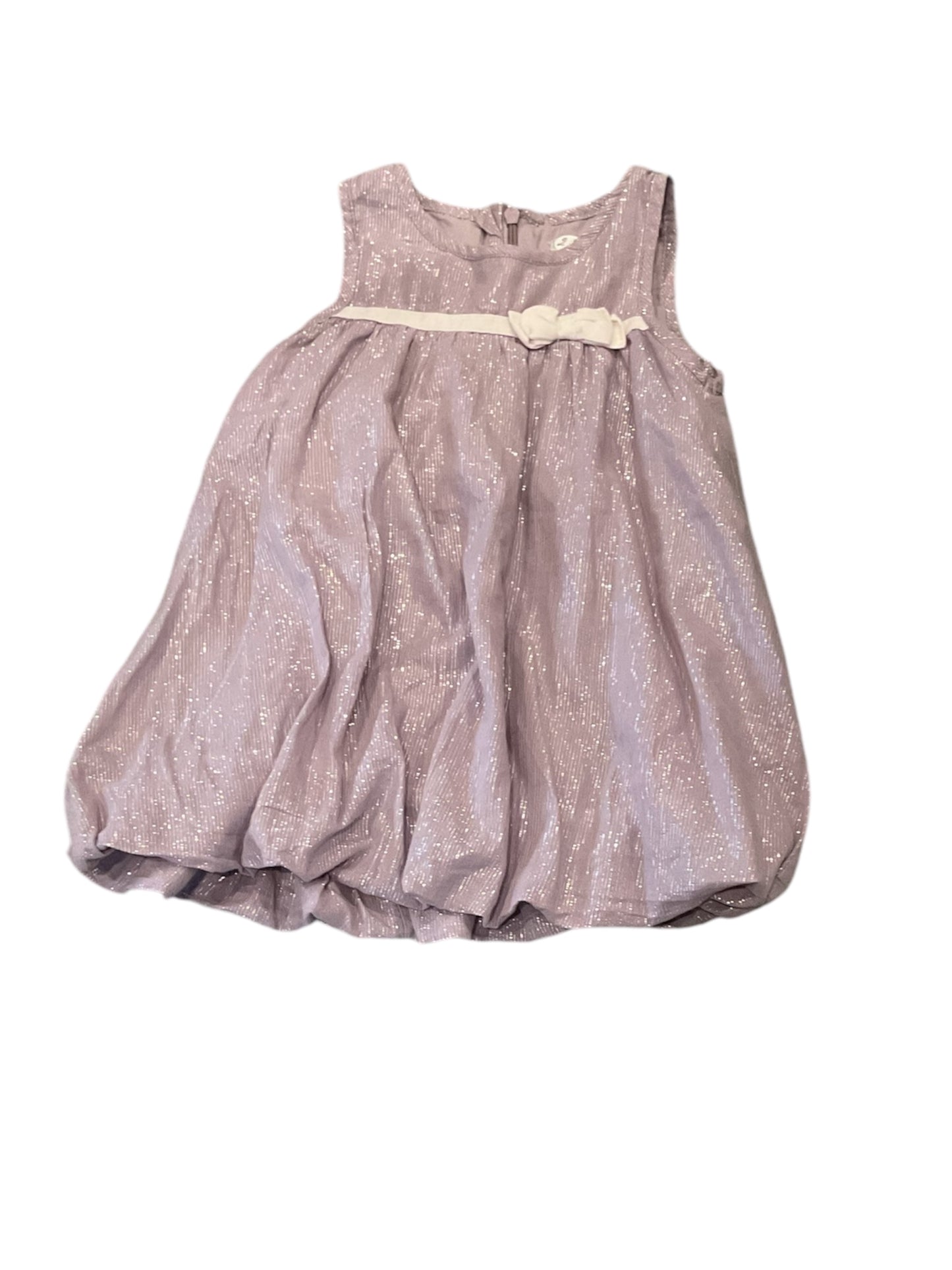 Robe sans manches lilas reflet argenté. 18 mois.