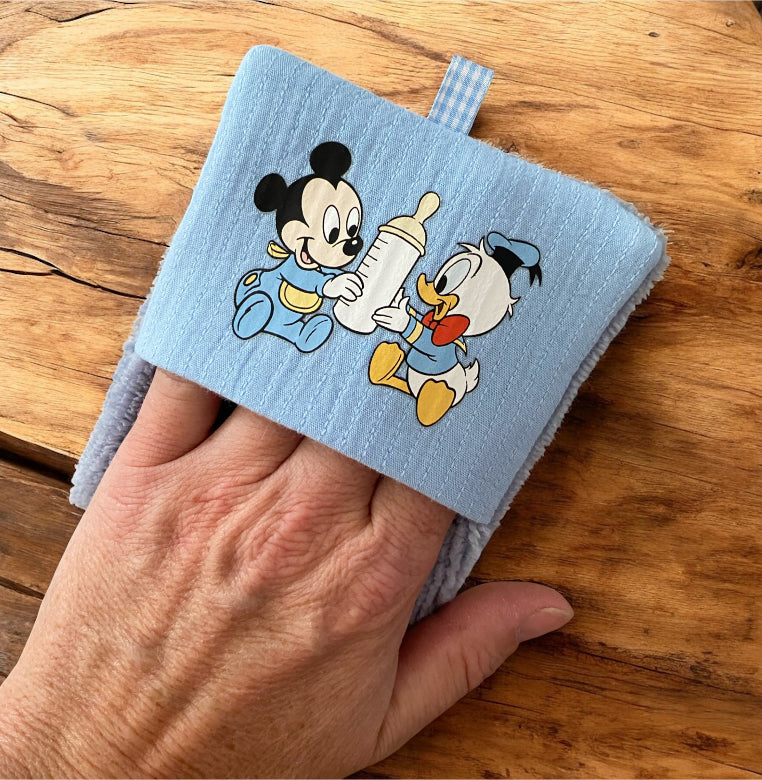 Lot de 2 Débarbouillettes. Petite souris 1