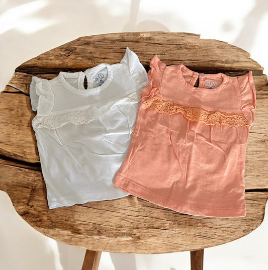 lot de 2 teeshirt. 3 mois.