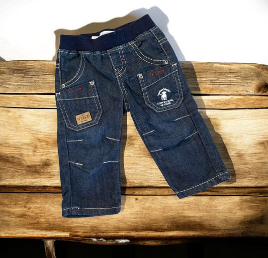 Alphabet. Pantalon 9 mois.