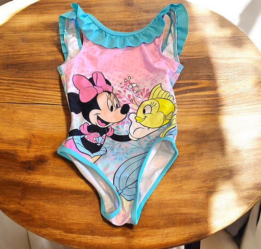 Maillot de bain 1 pièce. 4 ans.