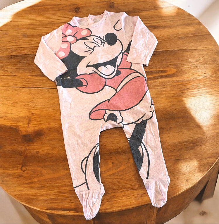 Disney. Pyjama 9 mois.