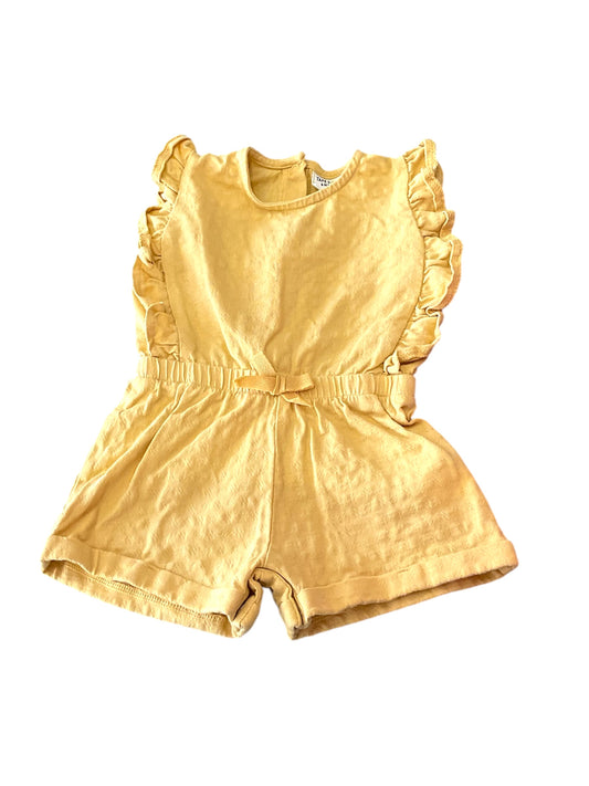 Combi-short pour bébé fille. 6 Mois.